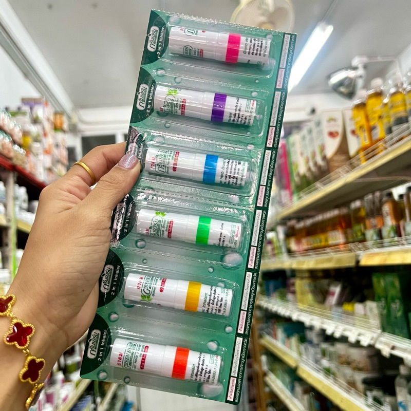 ยาดมกรีนเฮิร์บ ทู อิน วัน อินเฮลอร์ (GREEN HERB BRAND INHALANT) 1 แผง 6 หลอด ครบสี
