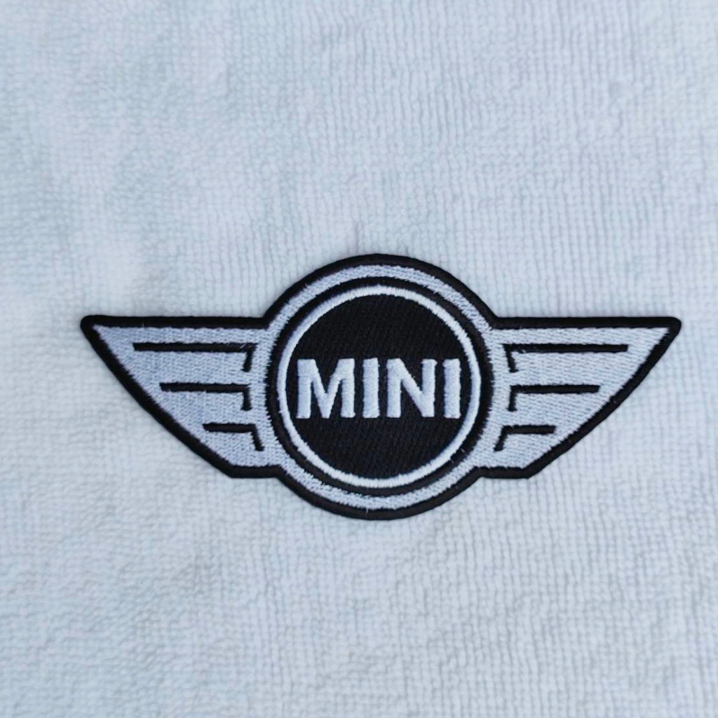 ตัวรีดติดเสื้อ อาร์มติดเสื้อ ยี่ห้อ มอเตอร์ไซค์ Mini Cooper patch มินิคูเปอร์ สติ๊กเกอร์ติดรถ Sticker DIY ตกแต่งเสื้อผ้า