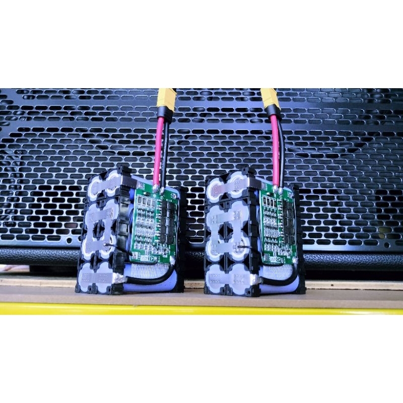 21700 4s2p 16.8v 8000mAh พร้อมวงจร bms หัวต่อ xt60 ประกอบพร้อมใช้