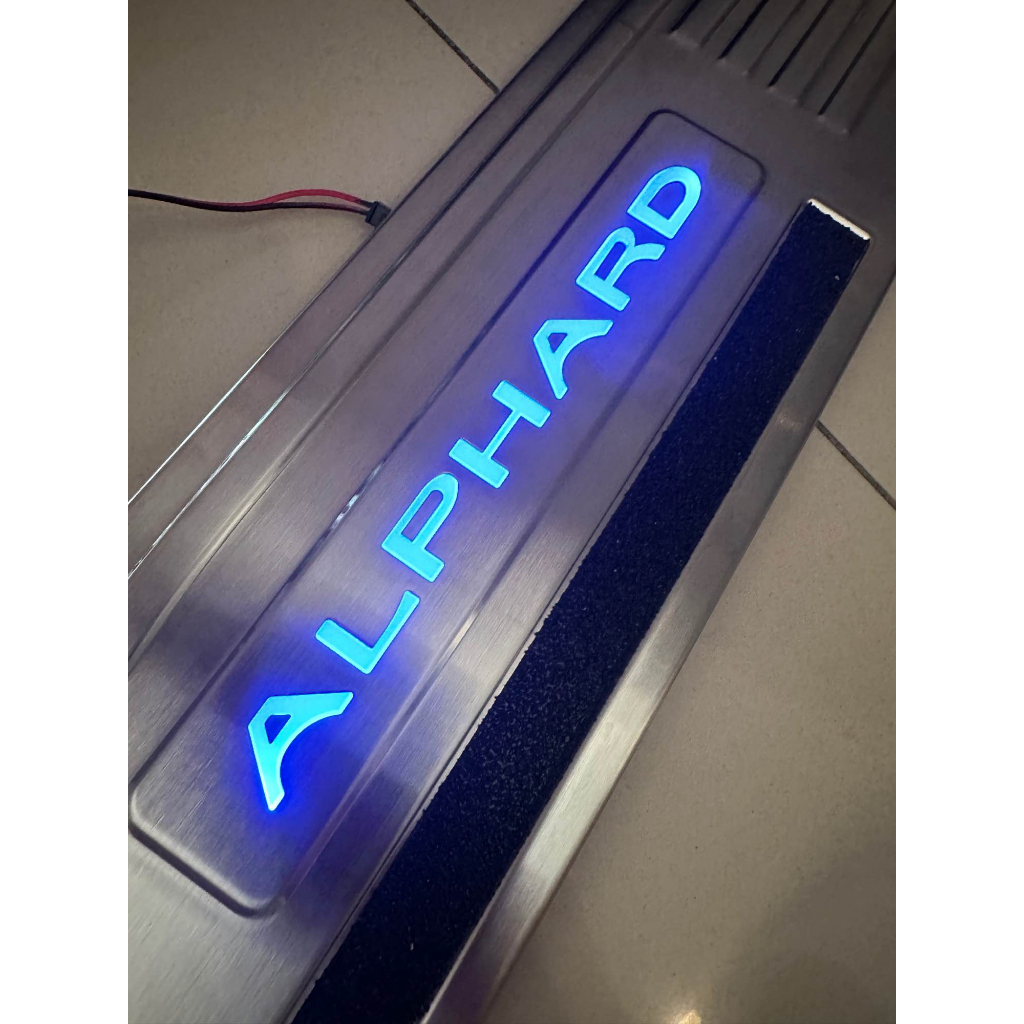 สแตนเลส ครอบบันไดมีไฟ Alphard 2015 2016 2017
