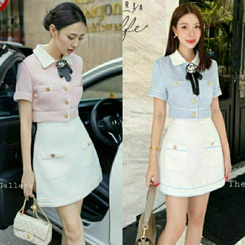 (S-XL)The Gallery พร้อมส่ง เซ็ค3ชิ้นเสื้อ+กระโปรง+เข็มกลัดโบว์ดอกไม้หรูหราเข้าชุดเนื้อผ้ามีเทคเจอร์พรีเมี่ยมอย่างดี