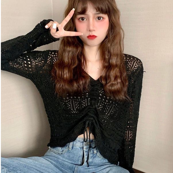TA-20 เสื้อแขนยาวแฟชั่น เสื้อคลุมสีขาวดำ ถักไหมพรม แฟชั่นผู้หญิงสไตล์เกาหลี ฉลุลาย