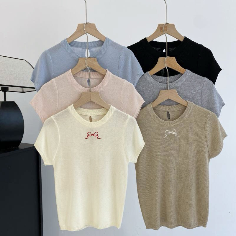 🎀Ribbon Top เสื้อยืดไหมพรม ปักโบว์ แต่งโบว์ด้านหลัง