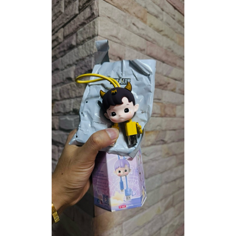 [POPMART] Hacipupu ราศีพฤษภ (สายชาร์จ lighting iPhone)