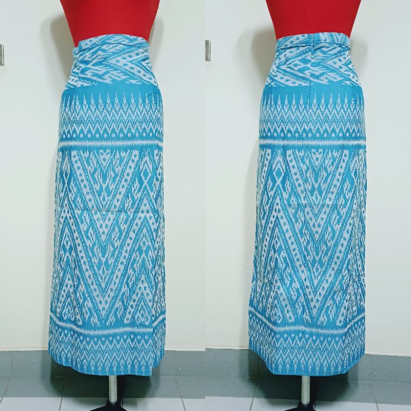 ห้องเสื้อ Sitra ผ้าถุงตัดสำเร็จ ผ้าฝ้ายมัดหมี่ ทอลายลิซ่าสีฟ้า