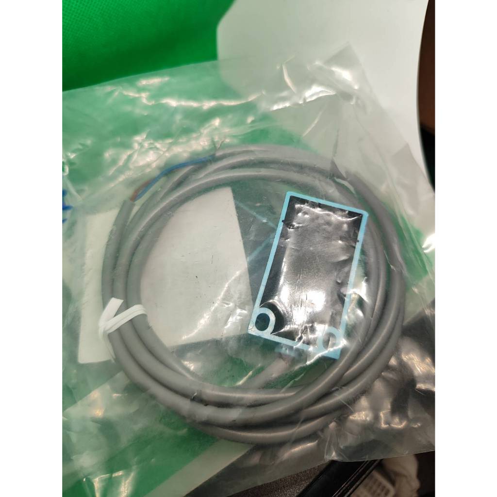 XPC-30D10E1 เซ็นเซอร์สวิตช์เปิดความใกล้เคียง KFPS ของไต้หวันมีในสต็อก