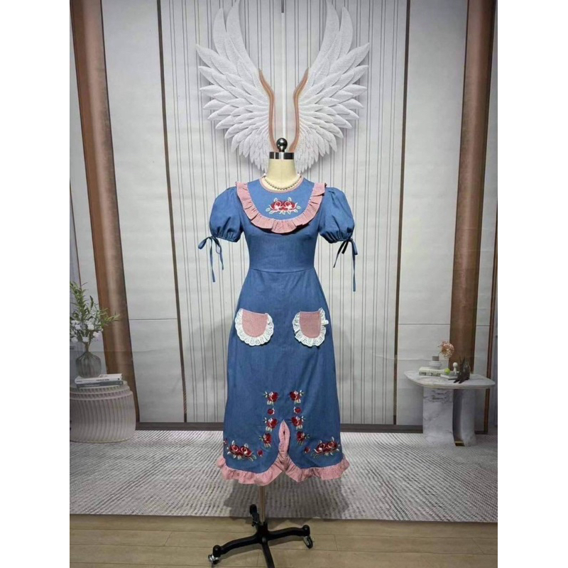 (l,4xl) เดรสยีนส์ งานปัก ลายกุหลาบ สวยๆ งานป้าย chalita