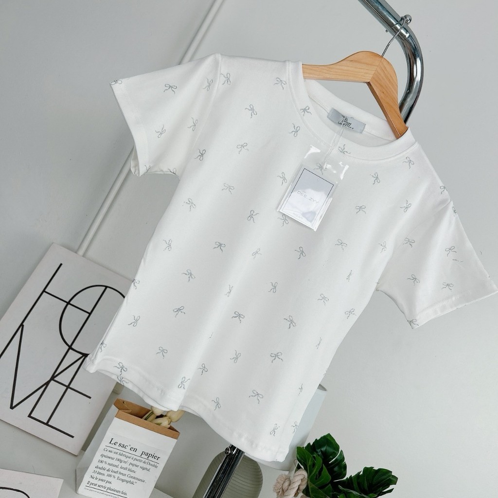 076-077 Deezyy  เสื้อยืดแขนสั้น ผ้าพิมพ์ ผ้าพิมพ์กากเพรช ลายโบว์