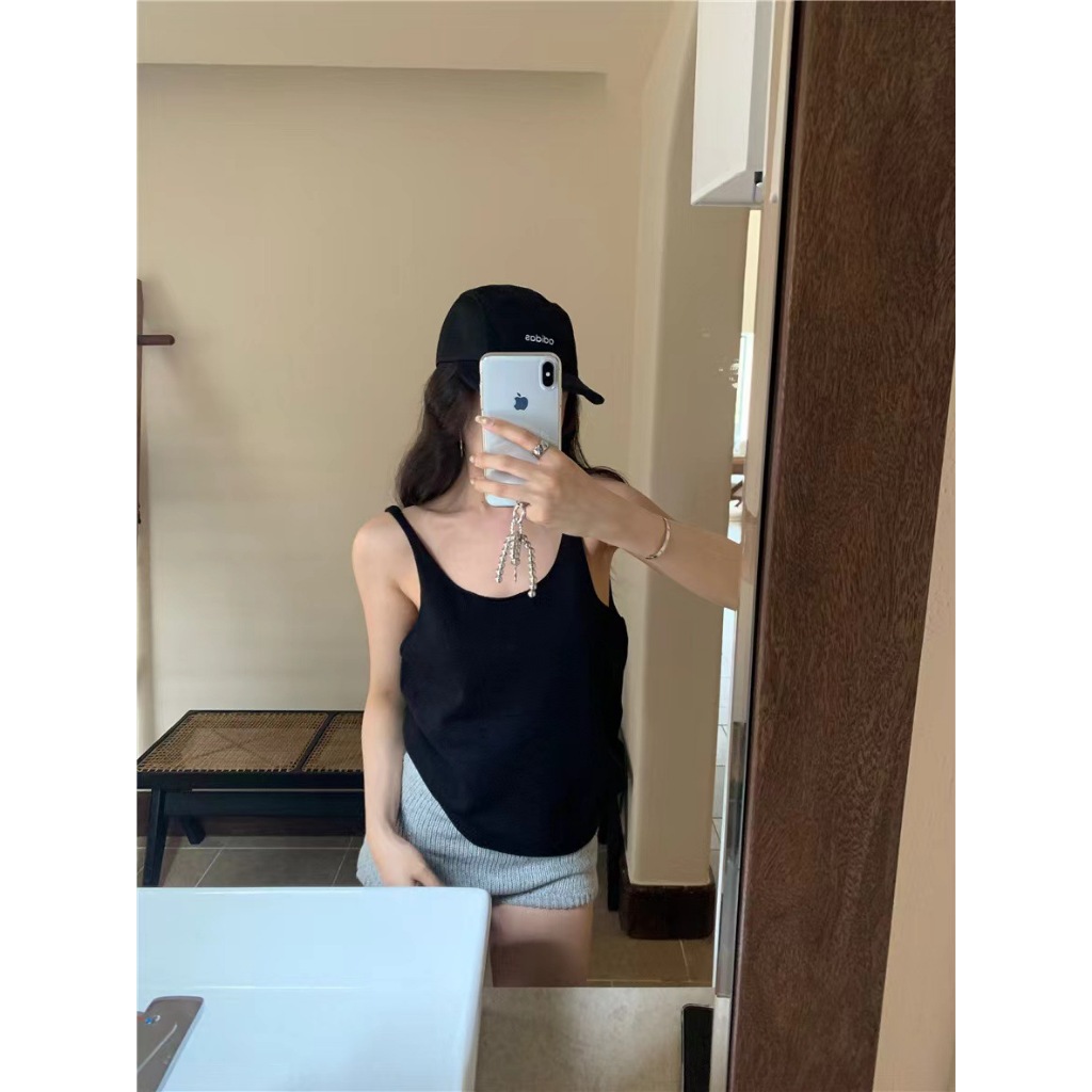 [W0217] เสื้อกล้ามไหมพรมเว้าหลังติดป้ายอักษร สายเดี่ยว ผ้าไม่หนาบางๆ ใส่สบาย ได้ลุคเซ็กซี่ แมทช์ง่าย - รูปที่ 3