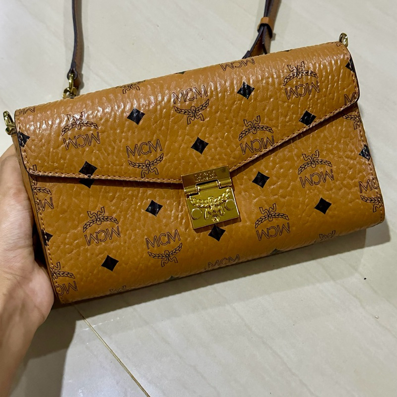 mcm Medium Millie Flap bag งานori