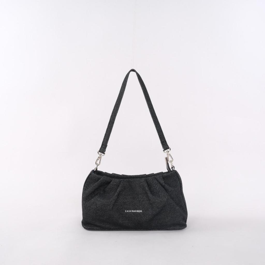 (ใช้โค้ด:15DD300ลด133.-)Caseharden Dumpling Bag กระเป๋าสะพายผ้ายีนส์ทรงพอช [Denim Collection]