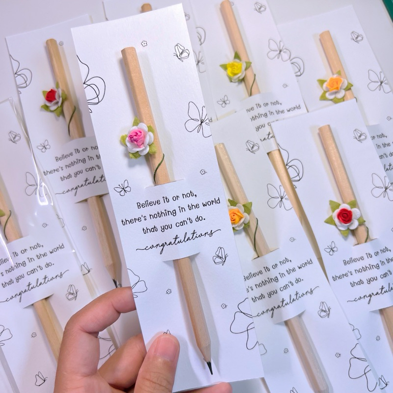 ของขวัญปัจฉิม ของขวัญวันปัจฉิม ของที่ระลึก CONGRAT - PENCIL (FLOWER)