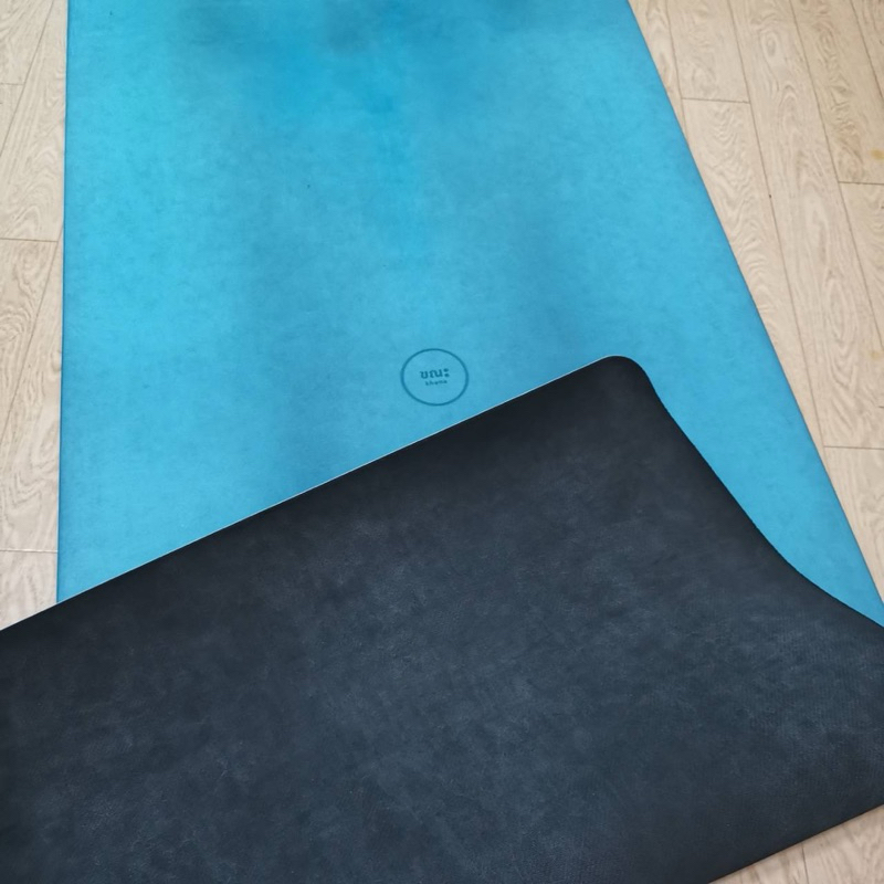khana yoga mat เสื่อโยคะมือสอง สีฟ้า ขณะ แบรนด์แท้