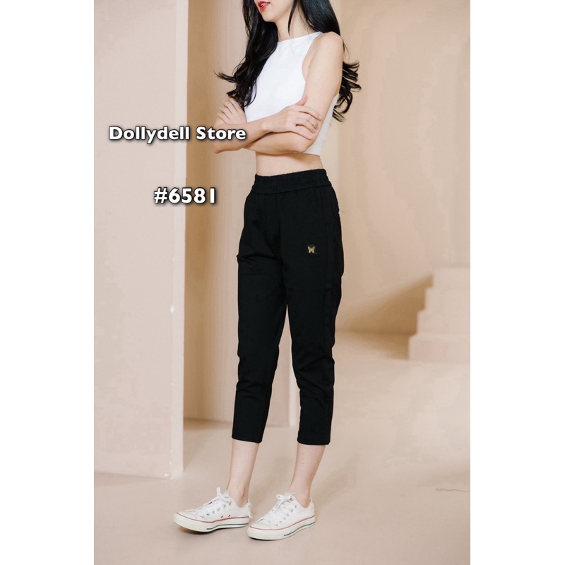 6581 กางเกงทรงวอร์ม 5 ส่วน สีดำ