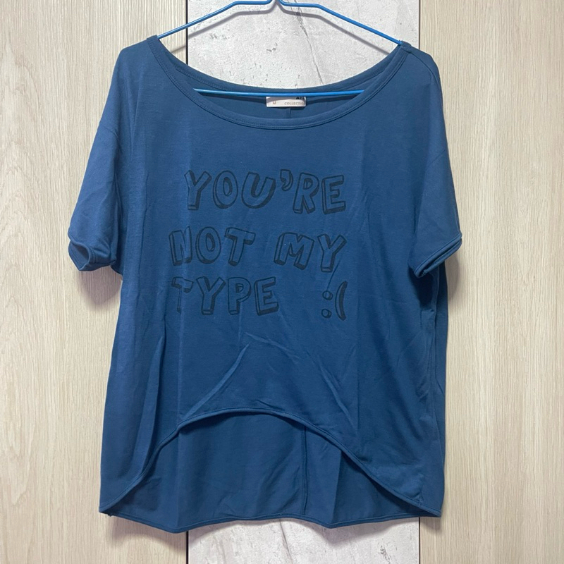 AIIZ เสื้อยืดสีน้ำเงิน