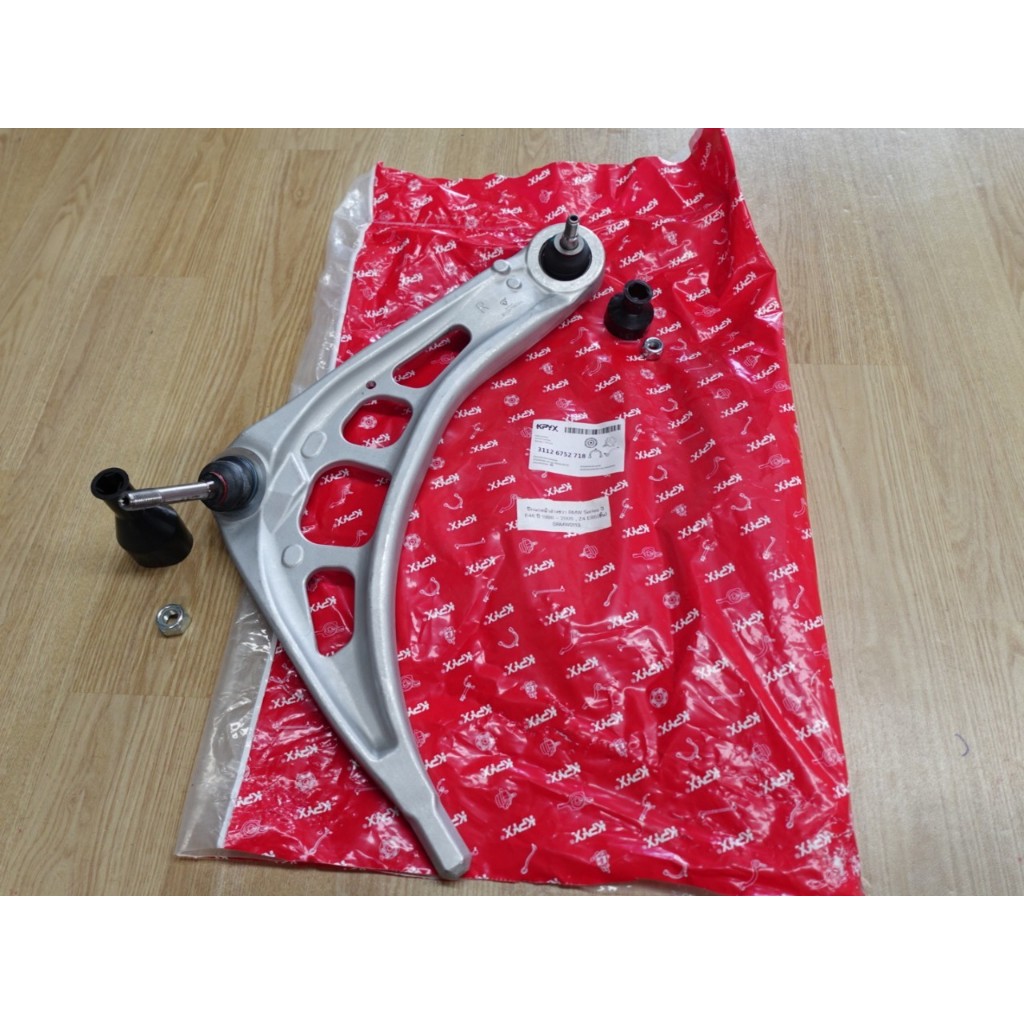 ปีกนกหน้าล่างขวา BMW Series 3 E46 ปี 1998 - 2005 , Z4 E85