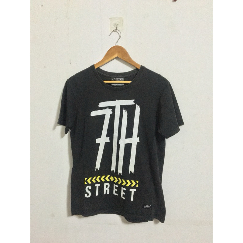 🚸🐈‍⬛ เสื้อ 7TH STREET