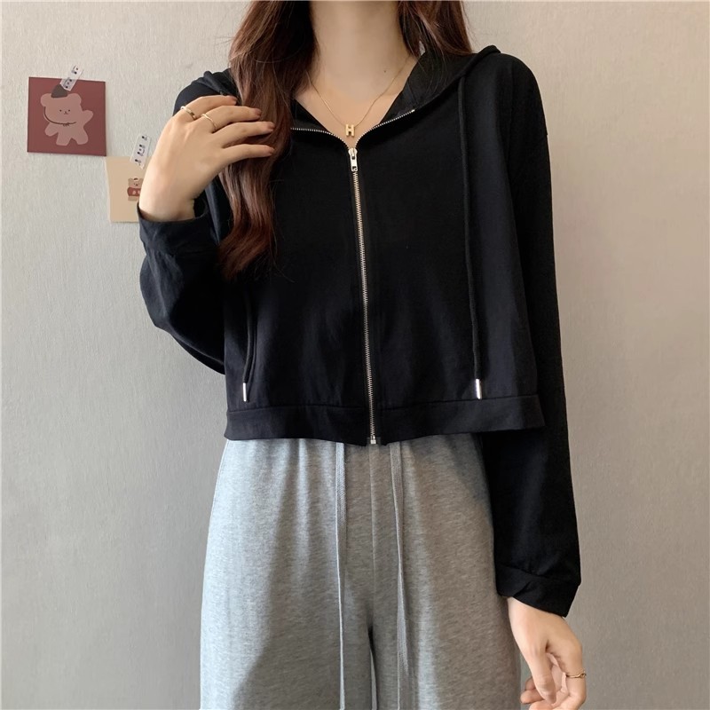 เสื้อคลุมแขนยาวผู้หญิงมีฮู้ด oversize เสื้อผ้าแฟชั่นสไตล์เกาหลี สวมใส่สบาย เสื้อกันแดด ครอปสีพื้น โอเวอร์ไซส์ น้ำหนักเบา รูปที่ 4