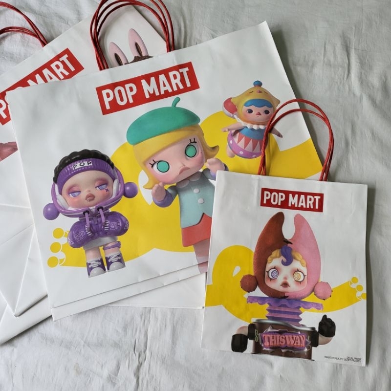 POP MART Luxe Paper bag ถุงกระดาษ ถุงของขวัญ ห้างหรู Emquartier Paragon Central