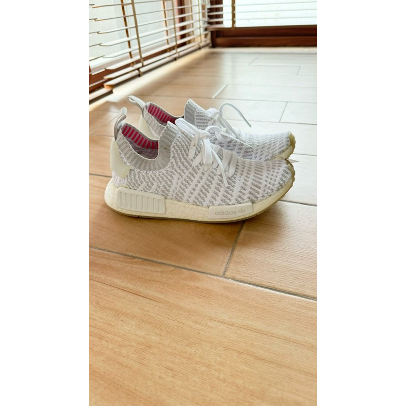 Adidas original NMD R1 STLT PK สีขาว