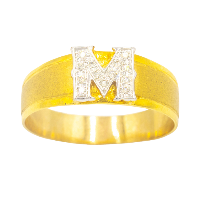 Happy Jewelry แหวนตัวอักษรตัว M หน้ากว้าง ขอบด้านในพ่นทรายสวยๆ แหวนเพชร แหวนทองเพชรแท้ ทองแท้ 37.5% AL104