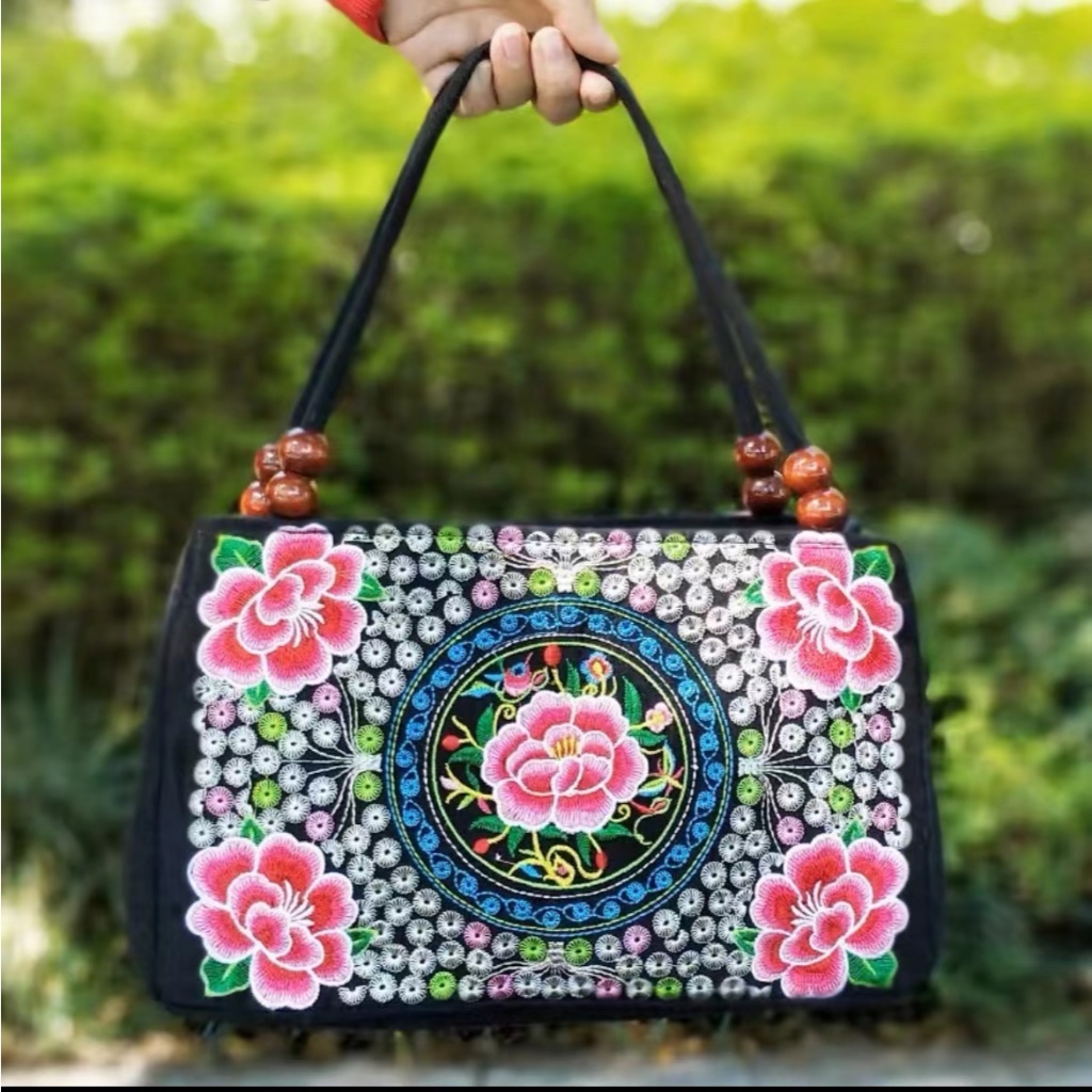 กระเป๋าถือปักลายสองด้านสไตล์ชาติพันธุ์ กระเป๋าถือสไตล์ย้อนยุค ดีไซน์ช่องเก็บของสองช่อง ใส่ของได้เยอะ - รูปที่ 4