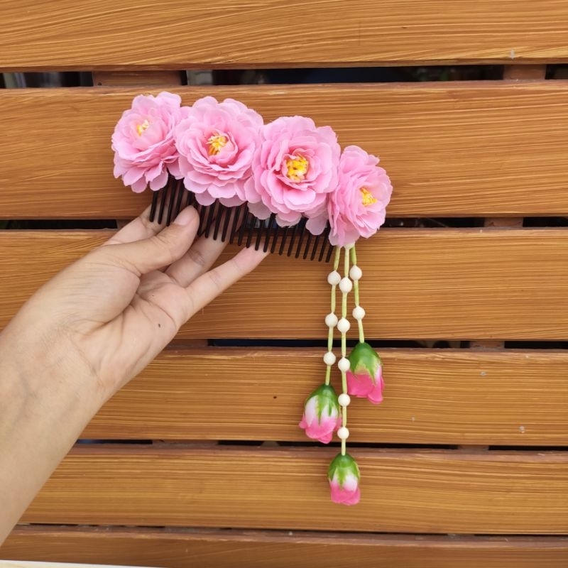 ///งานผีมือ พร้อมส่ง// หวีดอกโบตั๋น หวีดอกไม้ ห้อยชายอุบะ เครื่องประดับผมนางรำ ฟ้อนรำ เต้นรำ - รูปที่ 3