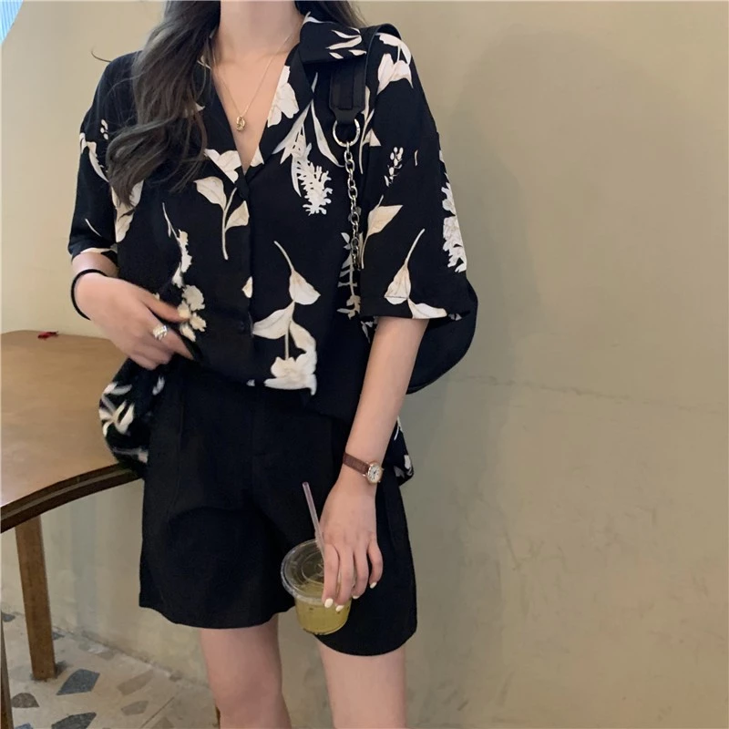 เสื้อเชิ้ตลายดอกผู้หญิง แขนสั้น ผ้าชีฟอง ลายใบไม้ร่วง รุ่น w376 thumbnail 5