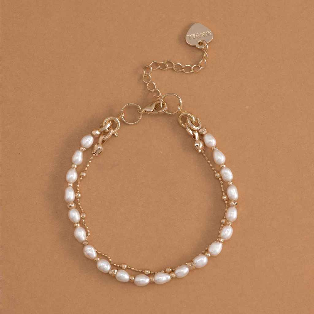 PEARL- LUCKY CHARM BRACELET สร้อยข้อมือหินมงคล มุก