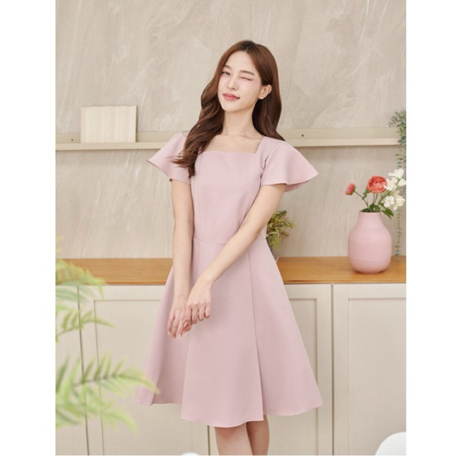 Emily’s dress Baby pink เดรสมีแขนน่ารัก เดรสสีพาสเทล ใส่กับกาวน์ได้