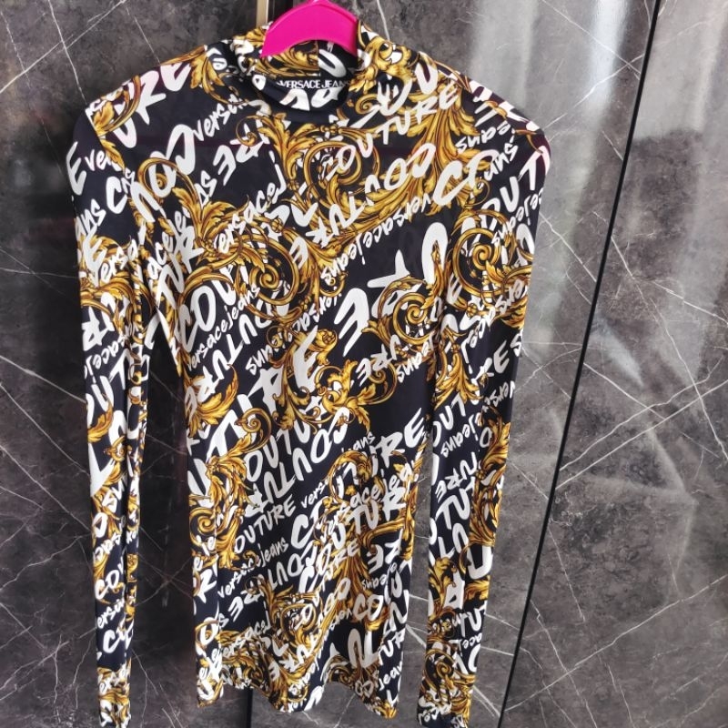 เสื้อ Versace Jeans Couture แท้ **ขายแล้ว**