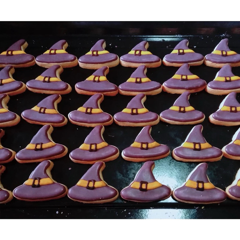คุ้กกี้ฮาโลวีนลายหมวกแม่มด🧙🎃Halloween Cookies/Royal Icing Cookies *บรรจุซองใสต่อ1ชิ้น ,*ใช้เนยสด