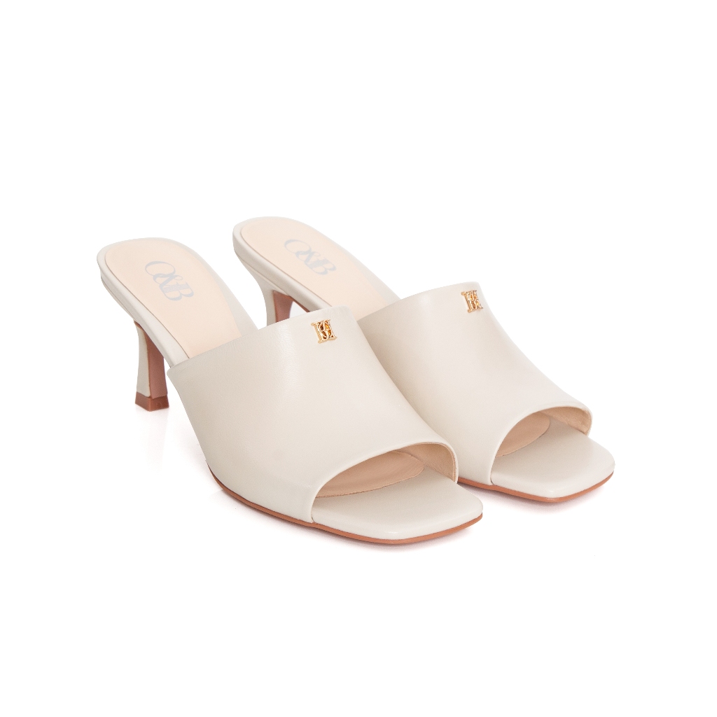 O&B รองเท้าส้นสูงหนังแกะ รุ่น DOVER HEELS IN UNDERCOVER CREAM-11216SS32296F_F4BEXX
