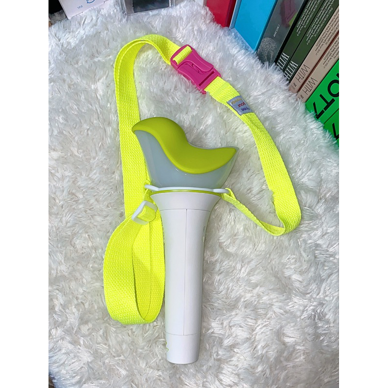 พร้อมส่งสายสะพายห้อยแท่งไฟ