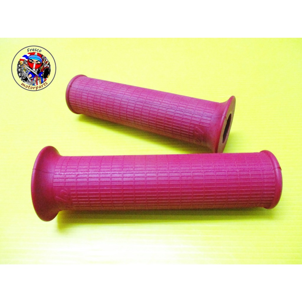 Honda DREAM BENLY C95 CS92 C92 CA95 C72 CA72 C77 CS72 CS77 RUBBER GRIP L/R ปลอกแฮนด์