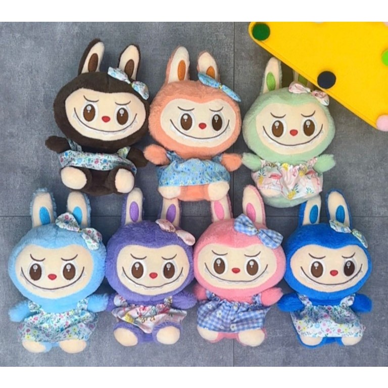 (24cm)(7สี)ตุ๊กตาลาบูบู้แต่งตัวน่ารักๆ ขนนุ่มน่ากอด