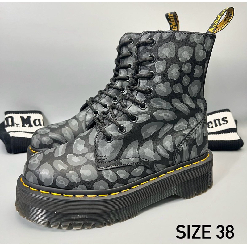 Size 38 Dr.Martens Jadon มือสองของแท้