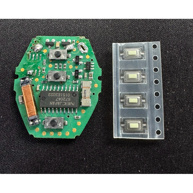 ปุ่มรีโมทแท้ สำหรับกุญแจรีโมท BMW e39 e46 e83 e85 e53 e65 e66 e60 e63 e64 ราคา ถูกที่สุด ดีลบีเคเค แกลเลอรีภาพที่ 2