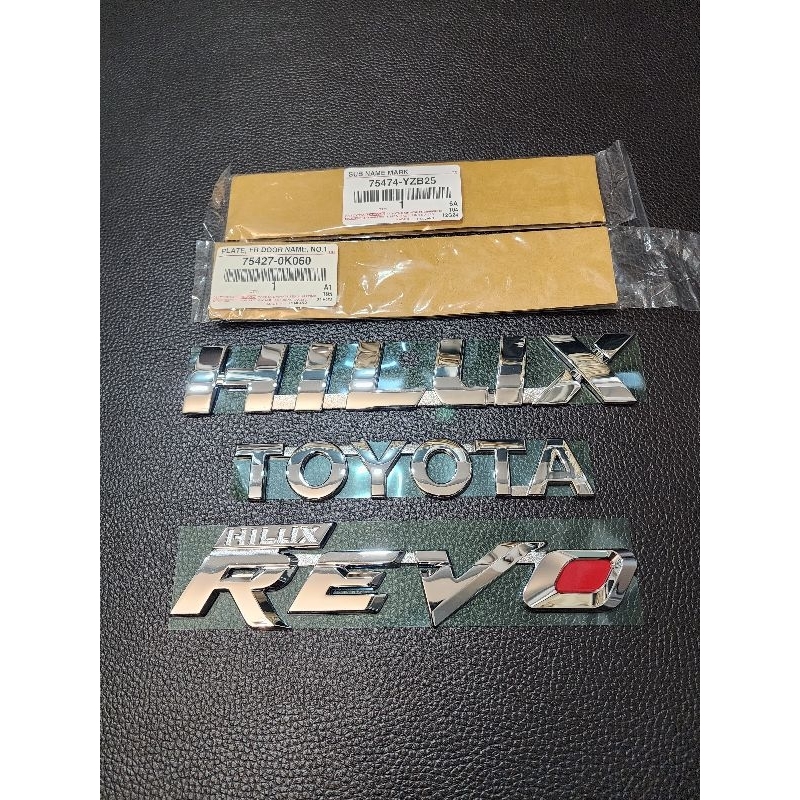 โลโก้ HILUX REVO 1ชุด 3 ชิ้น สำหรับ ท้ายรถ โตโยต้าไฮลักษ์ รีโว้ แท้ ชุบโคเมียม  สำหรับ Toyota hilux revo  2015-2024 แท้