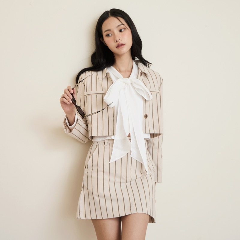 Moonland : The City Skirt