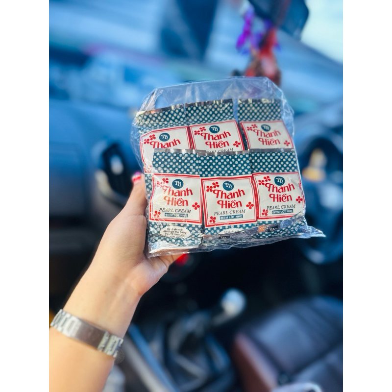 (ยกโหล 12 ชิ้น) ครีมเปรี้ยว ครีมไข่มุก  ขนาด 3 กรัม