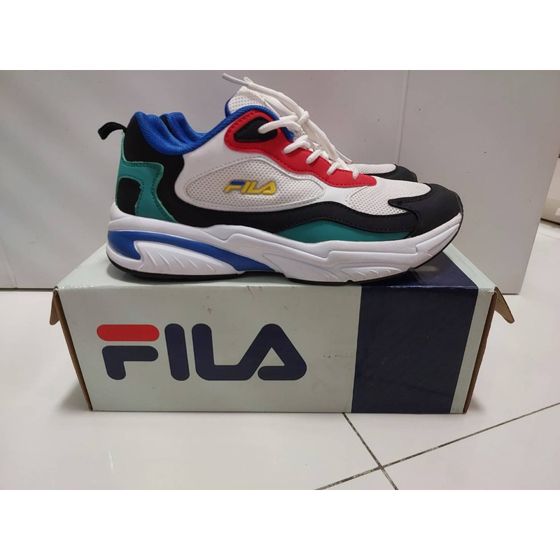 รองเท้าผ้าใบ Fila แท้ 💯