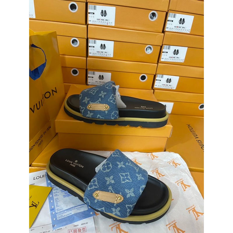รองเท้าแตะ L.V แบบสวม งานHiend 1:1 (size38-45)แถมกล่อง ตรงปก💯