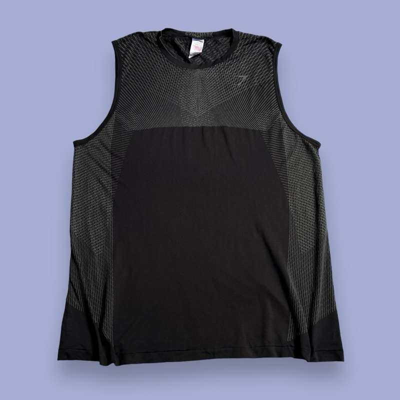 เสื้อออกกำลังกายแขนกุด Gymshark มือสอง