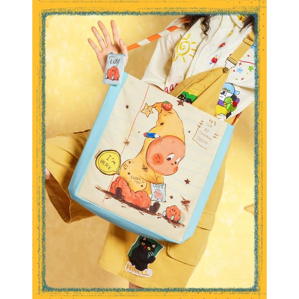 (ลด30%) กระเป๋าสะพายข้าง twinkle twinkle ทวิงเกิ้ล ทวิงเกิ้ล จากค่าย Popmart