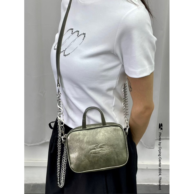 CryingCenter กระเป๋าสะพายข้าง/ครอสบอดี้ Middle Universal Bag