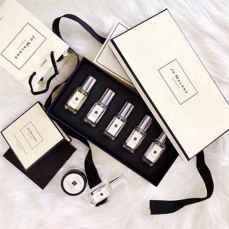 น้ำหอมเซ็ต Jo Malone Set 5 ขวด กล่องบ็อกซ์เซ็ทสุดไฮโซพกพาสะดวก โจมาโลนของแท้100% เซ็ตของขวัญ สินค้าพร้อมส่ง