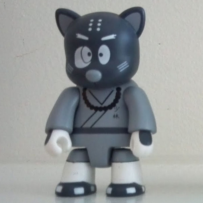 Toy2R : Shaolin Kung Fu Cat S - Qee Key Chain Collection - designer collection