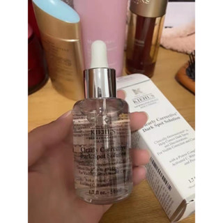 KIEHLS DARK SPOT SOLUTION 50MLคีลส์ เคลียร์ลี่ คอเรคทีฟ ดาร์ก สปอต โซลูชั่น เซรั่มปรับสีผิวให้สม่ำเสมอ ลดเลือนจุดด่างดำ