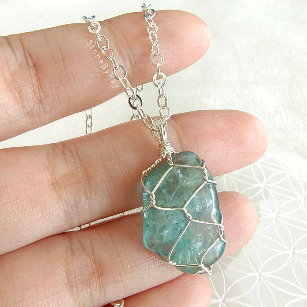 สร้อยคอจี้หินบลูอพาไทต์ Blue Apatite